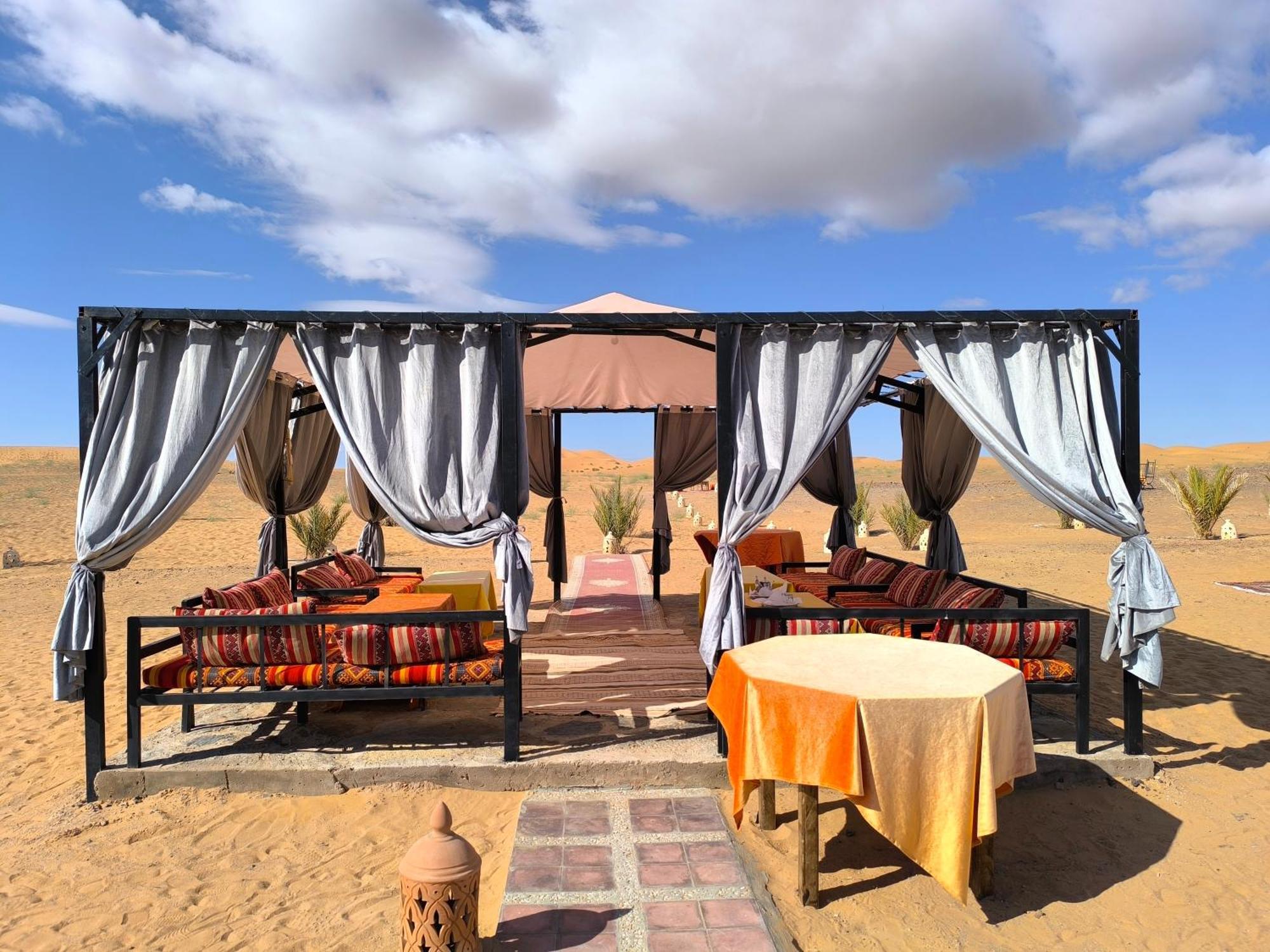 Luxury Bega Camp Hotel Merzouga Exterior photo