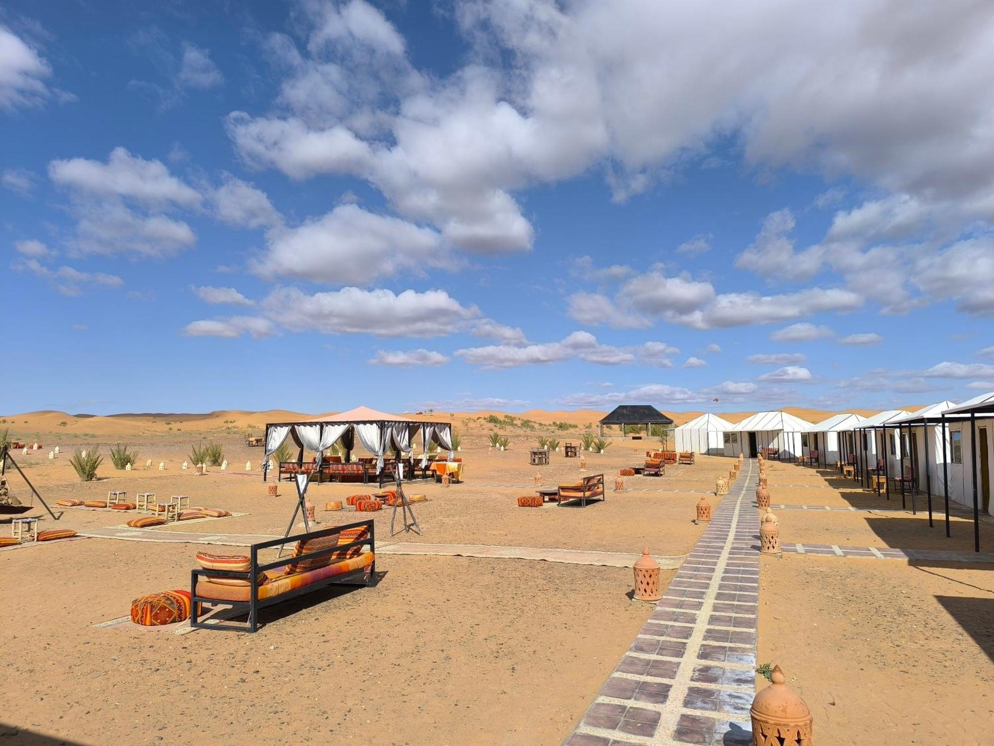 Luxury Bega Camp Hotel Merzouga Exterior photo