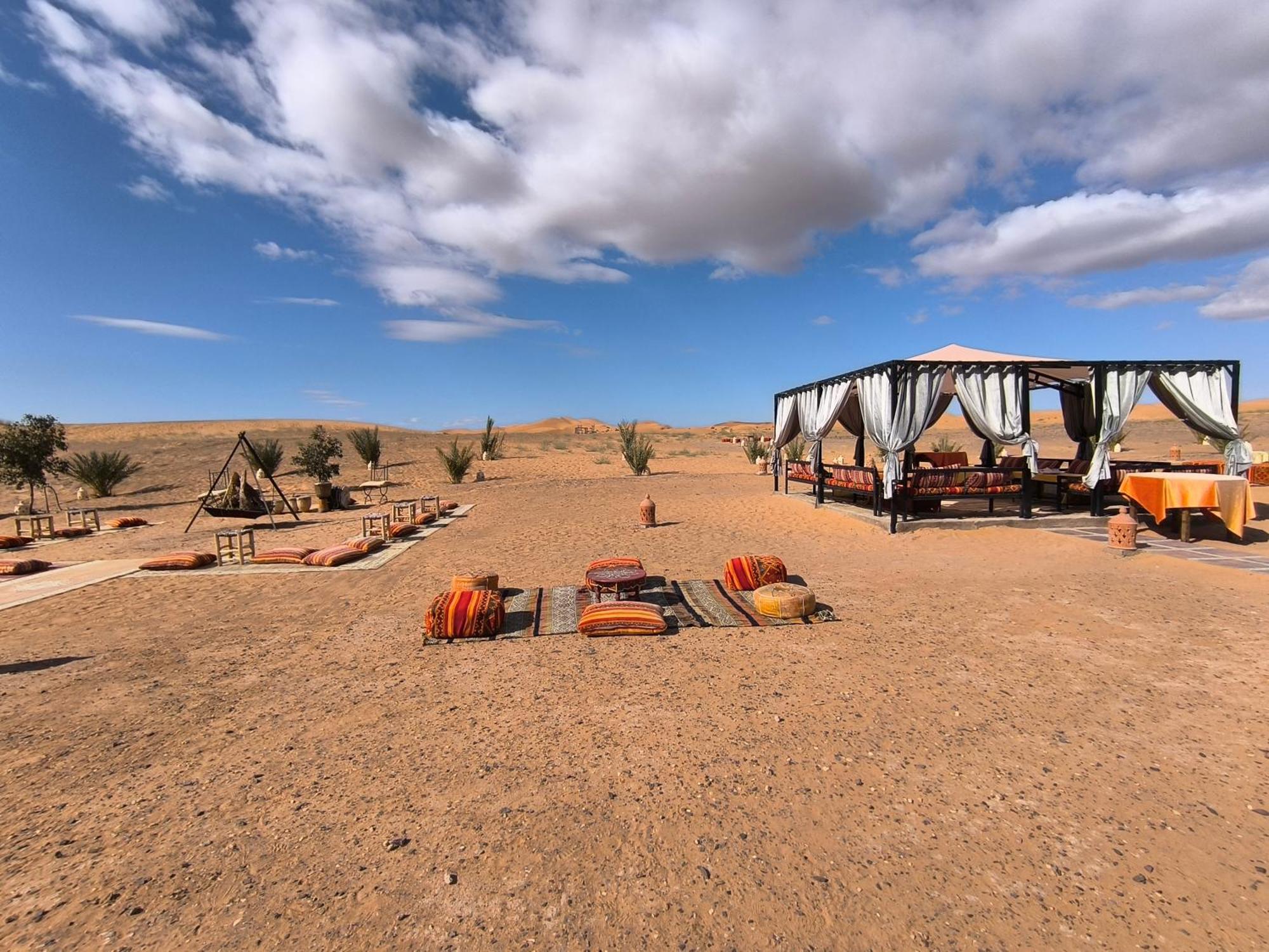 Luxury Bega Camp Hotel Merzouga Exterior photo